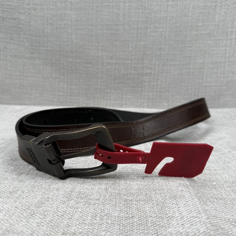 Levi's Men's Reversible Black And Brown Leather Belt Size 38 NWT